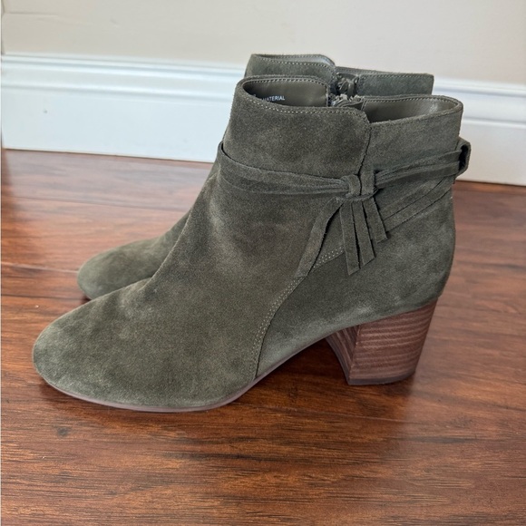 Olive Green Jenna Suede Ankle Boots by Violet & Red-Size 8M - Picture 2 of 12